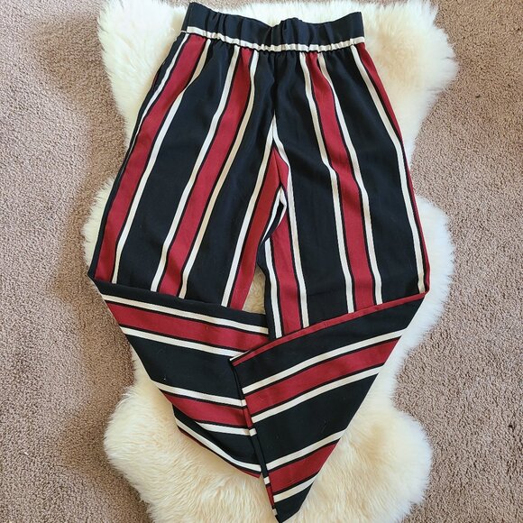 Zara trf Collection Cropped Wide Leg Striped Pants with Button Waist Det… - Picture 2 of 6